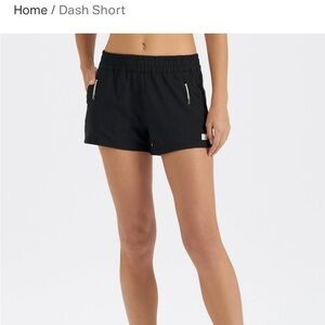 Vuori - Dash Short - Black - Size L
